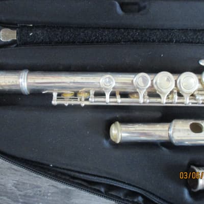 Selmer Aristocrat Model Closed-Hole Flute with C Foot, Offset G 2010s - Silver-Plated image 3