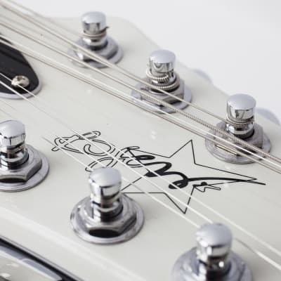 Schecter Robert Smith UltraCure-XII Vintage White image 8