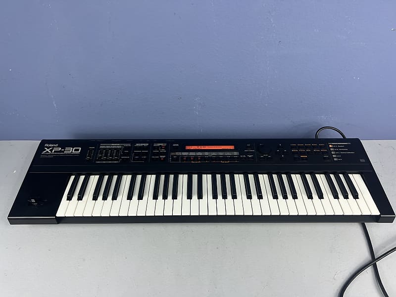 Roland XP-30 61-Key 64-Voice Expandable Synthesizer + Case/cover “All new  switches”