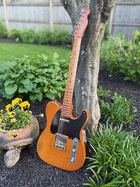 ギター Fender American Vintage 52 Telecaster Fender American Vintage '52 Telecaster - Butterscotch Blonde