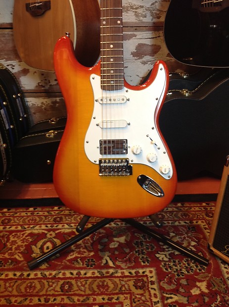 Lace Huntington Strat Style Electric Guitar w Majorly Upgraded Pickups