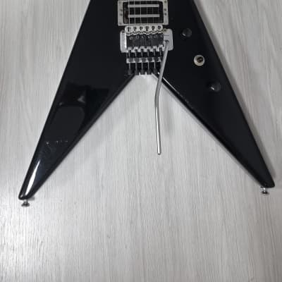 Aria Pro II Custom X 1990s Black set-neck Flying V guitar Total Sale! |  Reverb Norway