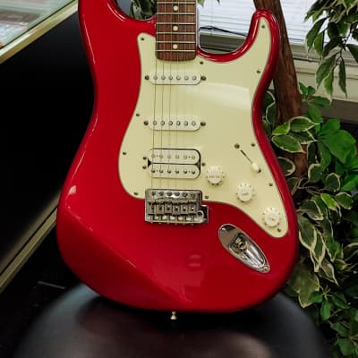 Fender Classic Player '60s Stratocaster  - Candy Apple Red image 2