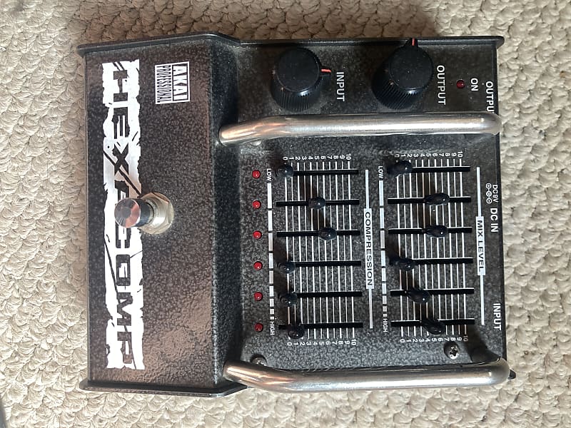 Akai Hexacomp