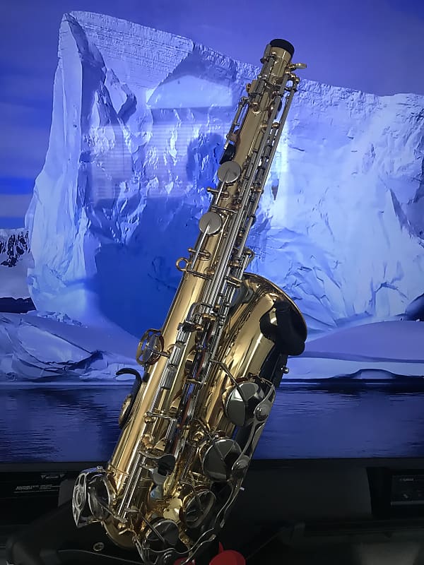 Yamaha YAS-26 Standard Alto Saxophone 2010s - Lacquered Brass image 1