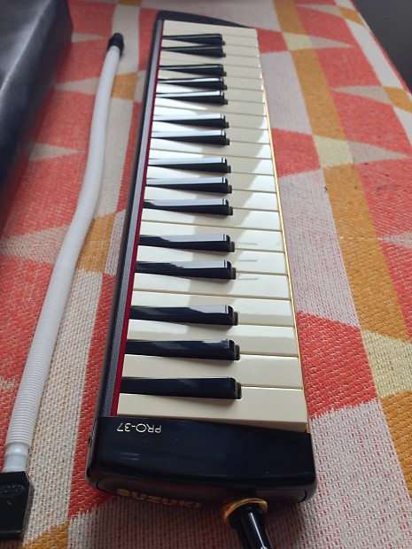 Suzuki melodion online pro 37v2