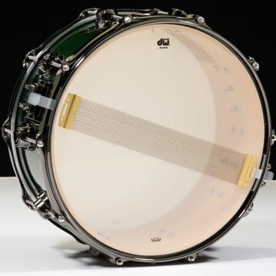 DW Collector's 6x14 Maple VLT Snare - Exotic Emerald over Curly Maple image 5