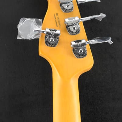 Fender American Ultra Jazz Bass V Arctic Pearl Maple Fingerboard image 6