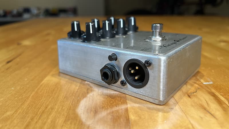 Darkglass Electronics Vintage Deluxe Overdrive Preamp