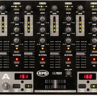 Behringer DDM4000 5-channel Digital DJ Mixer Bundle with Behringer 