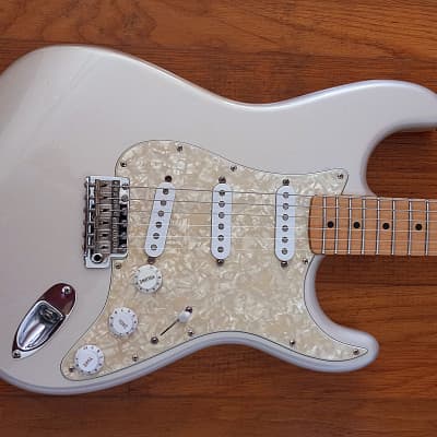 Fender Deluxe Powerhouse Stratocaster with Maple Fretboard 2002 - 2004 - Pewter for sale