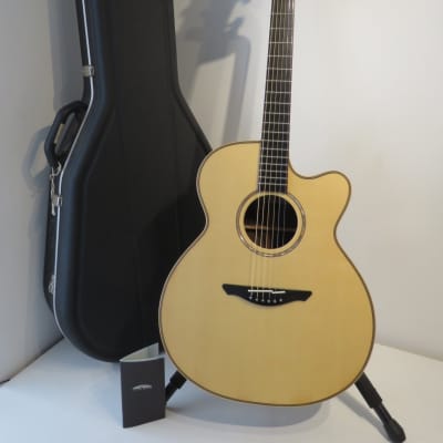 Avalon L2-20C Jumbo Cutaway Acoustic Guitar - Superb Near Mint with Case for sale