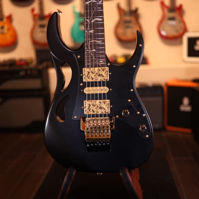 Ibanez Steve Vai Signature PIA3761 Electric Guitar - Onyx Black 5034 image 3