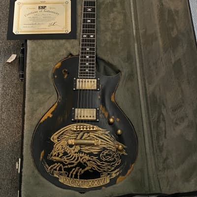 ESP Custom Shop Distressed Black Warbird Will Adler Lamb of God Signature  inklusive original ESP Koffer und Zertifikat image 3