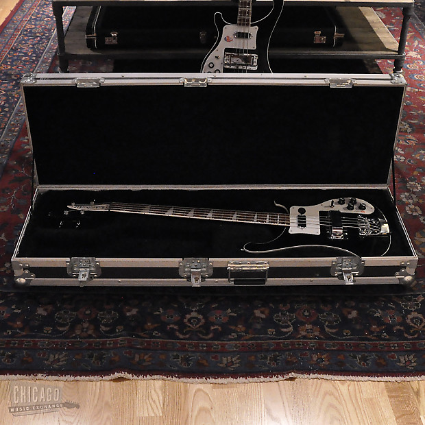 Rickenbacker store 4001 case