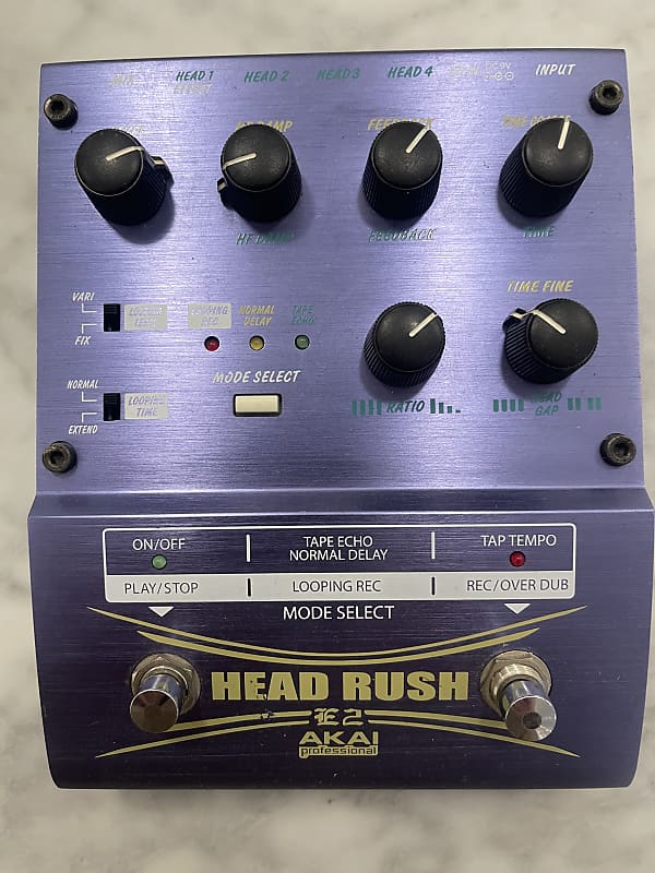 Akai E2 Headrush Delay/Looper | Reverb UK