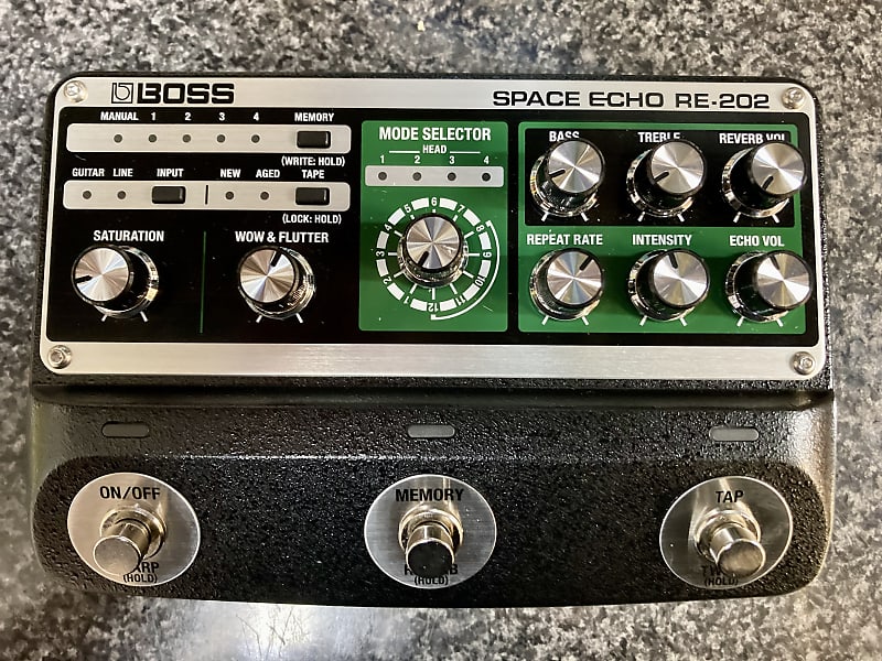 Boss RE-202 Space Echo