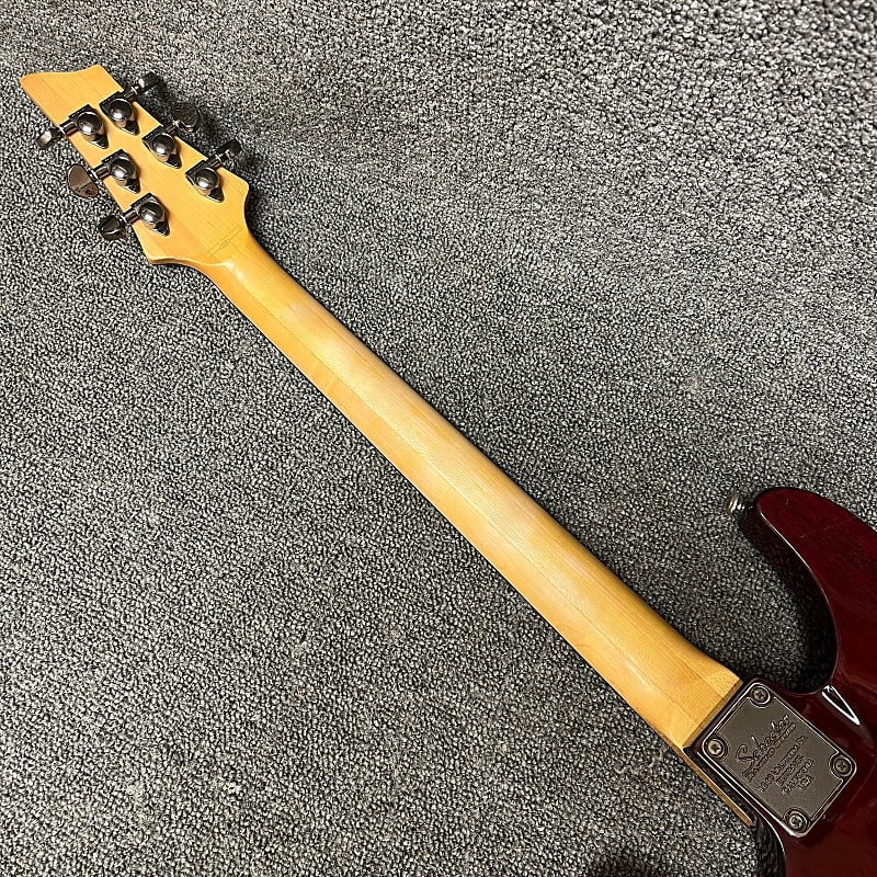 Schecter Diamond Series Hellraiser DLX Electric Guitars Red