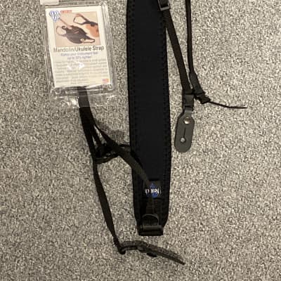 Neotech #8001002 - Comfort USA Mandolin and Ukulele Strap - Black image 1