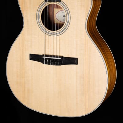 Jual Taylor 214ce N Classical Electric Acoustic Guitar