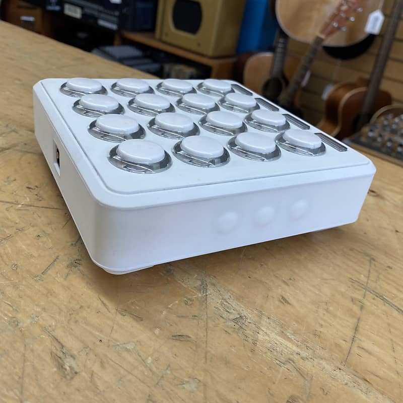 DJ Tech Tools Midi Fighter 3D Midi Controller MF-0005 | Reverb
