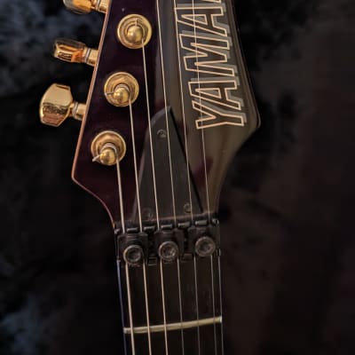 Used Yamaha Used Yamaha Let It Rock Black Solid Body