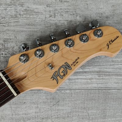 2017 FGN Japan (Fujigen) JST-6R J-Classic Stratocaster