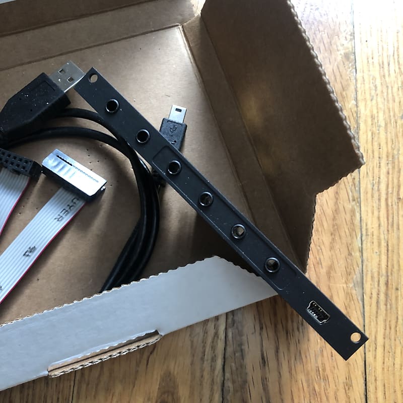 Monome Crow | Reverb
