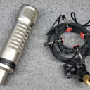 Electro-Voice RE27 N/D Cardioid Dynamic Microphone in Excellent Condition with Shock Mount