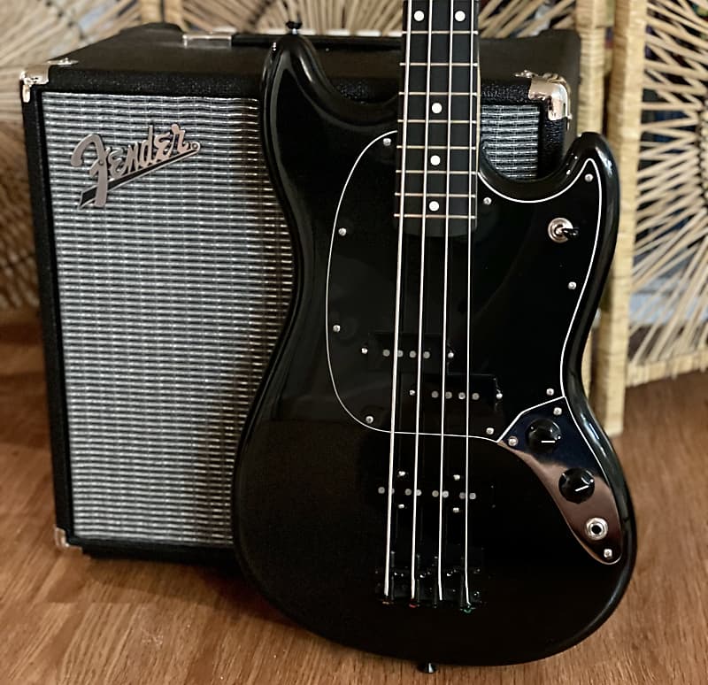 稀少極美品 Mustang Bass BLACK ショートスケール 程度良好
