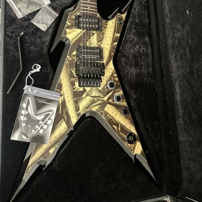 Dean Blacktooth Razorback Limited Custom Run 163 of 200 Royal | Reverb