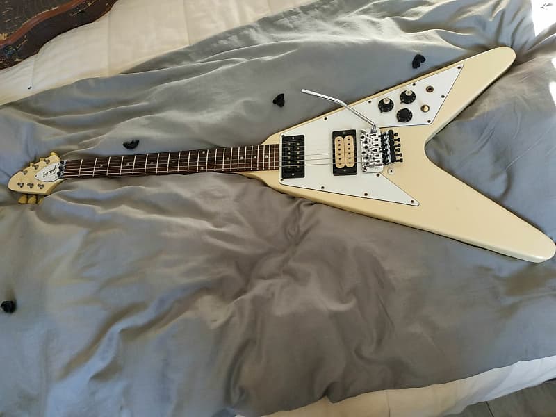 1981 Burny Flying V RFV-75 Floyd Rose alpine white | Reverb
