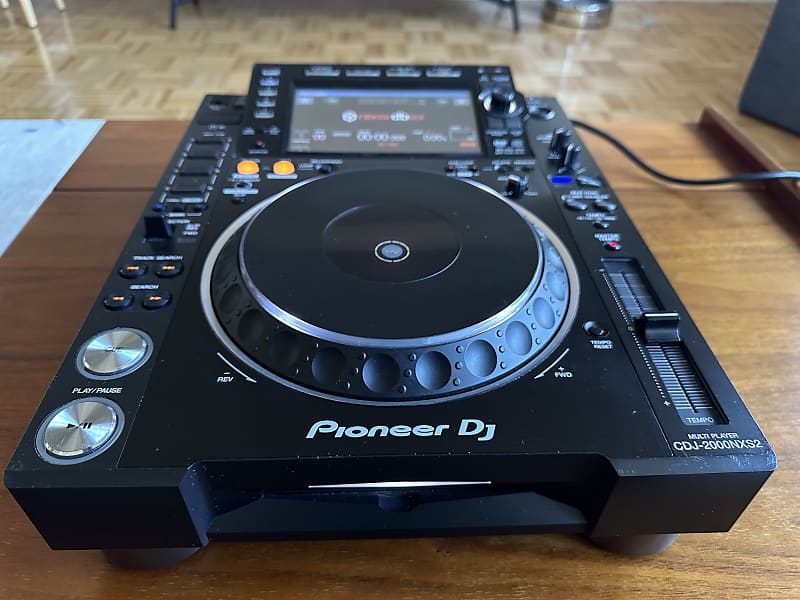 Pioneer CDJ-2000NXS2 Nexus Pro-DJ Multi Player | Reverb