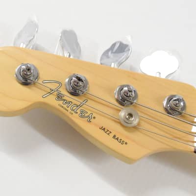Fender AMERICAN PROFESSIONAL JAZZ BASS® LEFT-HAND (DEMO) - 3 Color Sunburst image 8