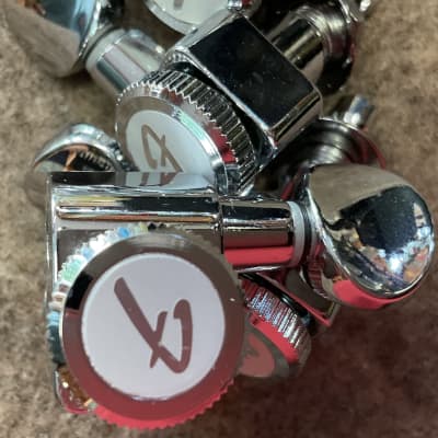 Fender Locking Stratocaster / Telecaster Tuners with Vintage Buttons image 2