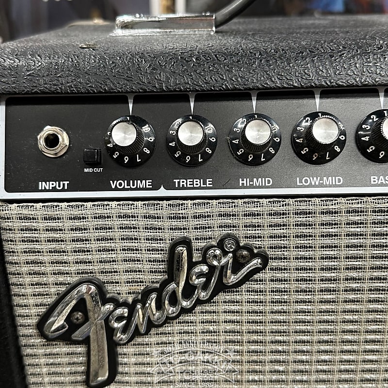 FENDER / BMC-20CE (20Wベース用アンプ）-