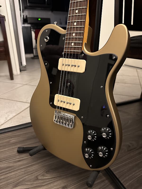 Warmoth Telecaster Deluxe in Satin Metallic Gold