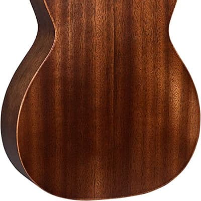 Martin Guitar 000-15M StreetMaster with Gig Bag, Acoustic Guitar for the Working Musician, Mahogany Construction, Distressed Satin Finish, 000-14 Fret, and Low Oval Neck Shape image 4