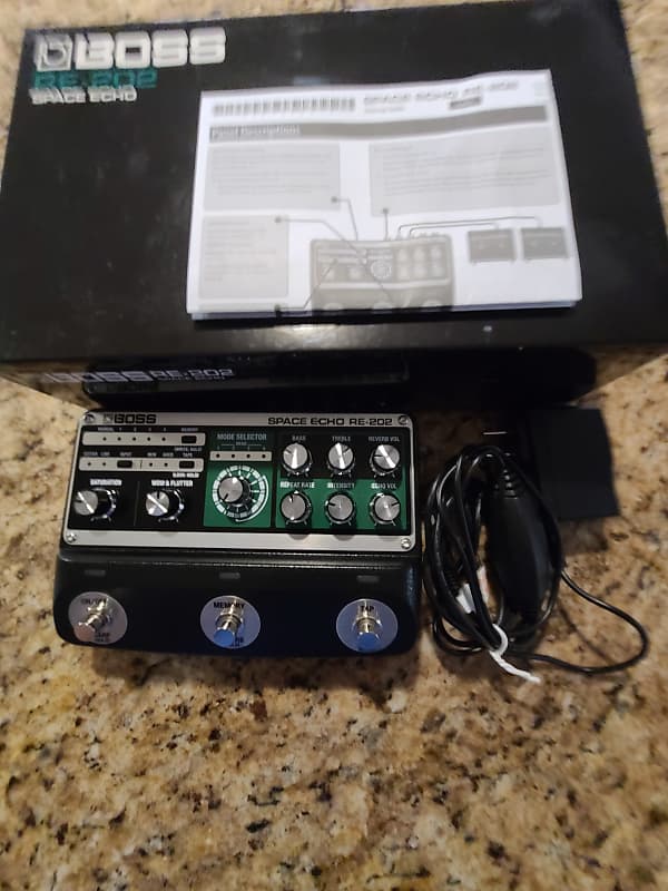 Boss RE-202 Space Echo