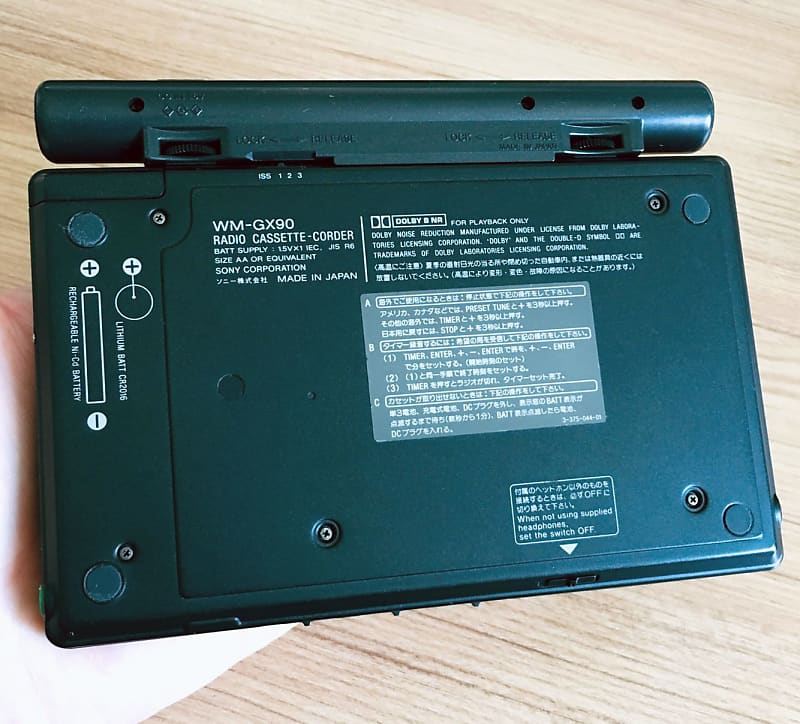 Sony WM GX90 Rare Decent Black Shape !! Tested & Working