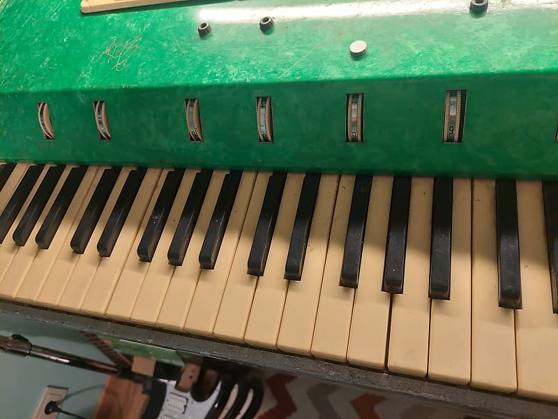 Junost 70 Soviet Analog Synth | Reverb