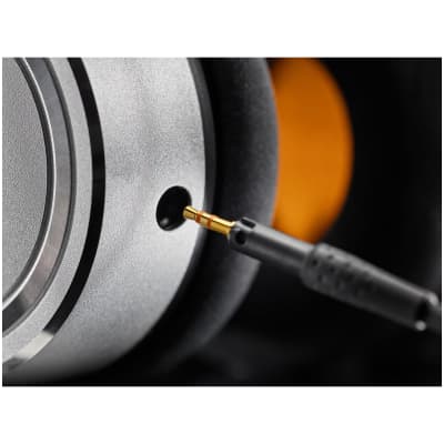 Neumann NDH-20 Closed-Back Studio Headphones image 2