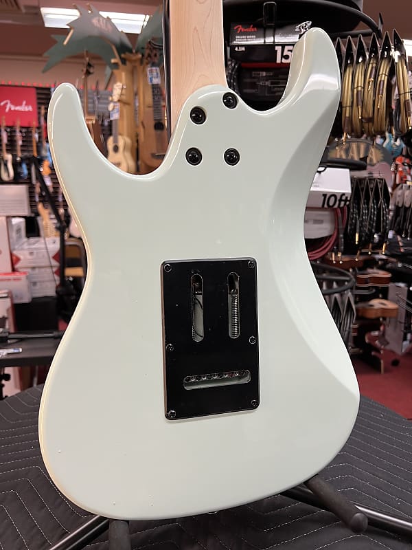 Ibanez AZES40 MGR Standard - mint green Str shape electric