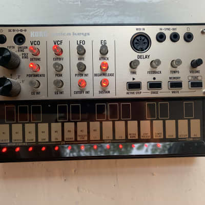 Korg Volca Keys Analog Loop Synthesizer 2013 - Present - Gold/Black