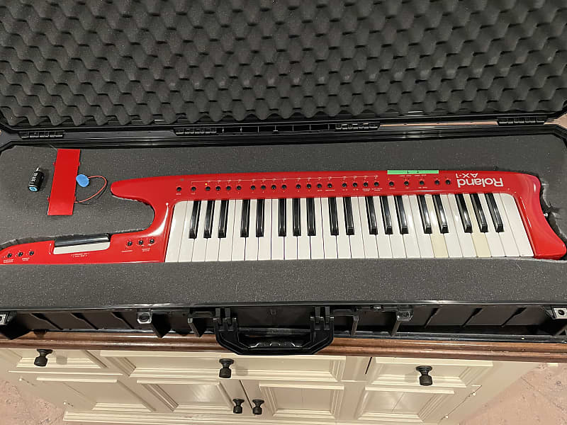 Roland AX-1 1993 - Red with Case