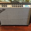 Fender '68 Vibrolux Reverb Re issue Amp