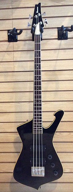 Ibanez shop icb 300