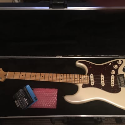 Fender American Deluxe Stratocaster 2011 - 2016 | Reverb