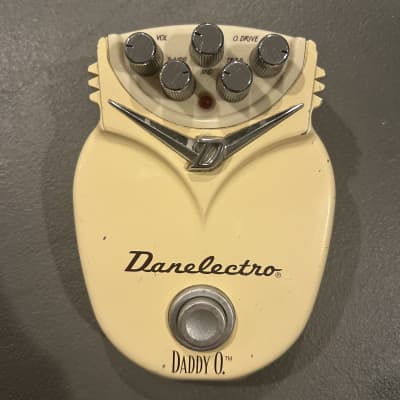 Danelectro DADDY O. オーバードライブ The Guv'nor Danelectro Daddy O DO-1 Overdrive - YouTube