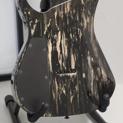 Guerilla #M-SR6HS - Custom-Made Guitar w/ Hip Shot Bridge, w/ Fitted Premium Camo Case, Root image 3